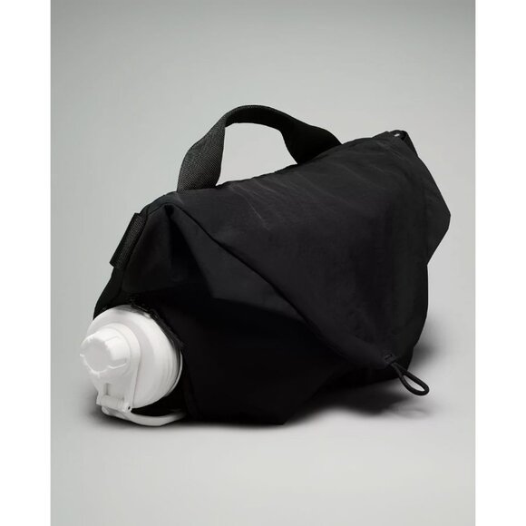 Lululemon Curved Crossbody 3L Black OS - Picture 11 of 16